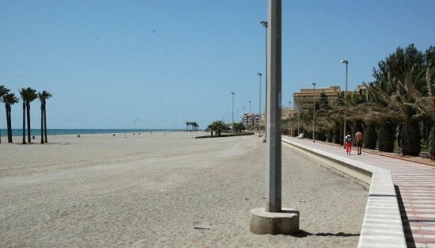 One-Bedroom Flat 200M From The Beach Almería Exterior photo